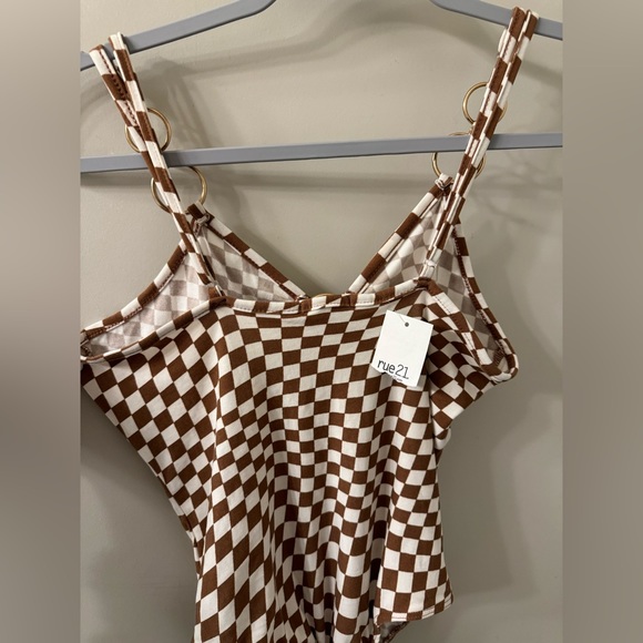 NWT Rue 21 brown and white checkered bodysuit. Size S. - Picture 4 of 4